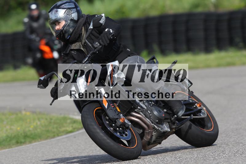 Archiv-2025/10 23.04.2025 Cornu Master School ADR/gruen-vert/11